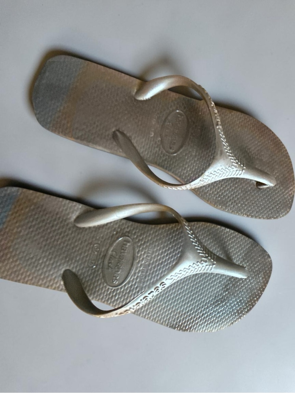 Havaianas Women’s Dark Brown Flip Flop Sandals - Picture 2 of 4